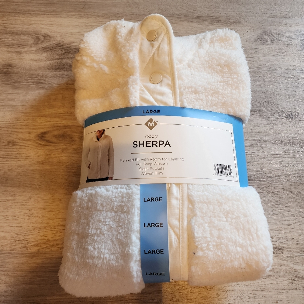 NWT white sherpa size large jacket